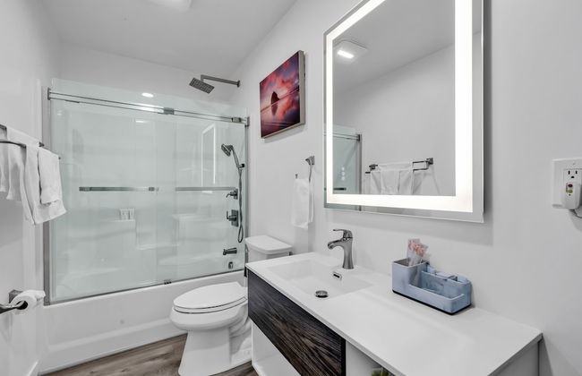 Charlotte Spacious Home - Foto 29