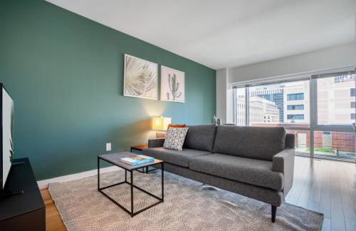 Back Bay 1BR w WD Gym Doorman nr T Station BOS-85 - Foto 1