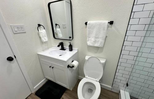 Newly Updated Cozy Home - Foto 19