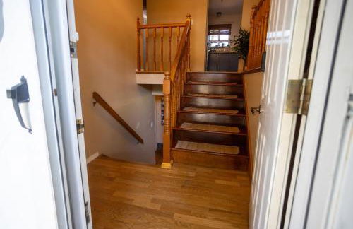 Blue Boho Music and Meme House Four Bedroom Home with Arcade near Westport Plaza - Foto 13