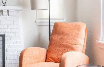 Stylish 3br Cozy Home 10min Drive from ND! - Foto 41