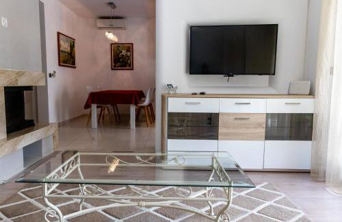 GREEN GARDEN - Photo 12