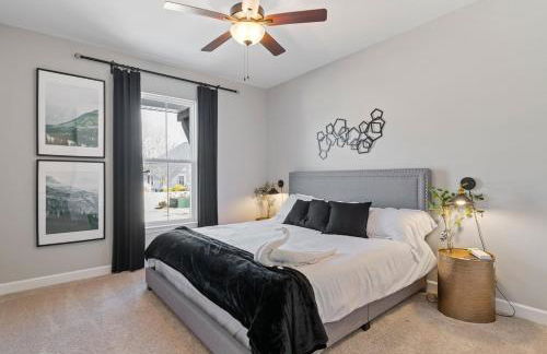 Cottage with 3 King Beds, 3 min to Marina, Fire Pit - Foto 65