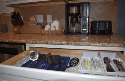 Spacious Conroe Home around 4 miles to the Lake - Photo 10