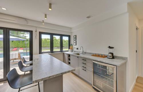 Alluring Hampton Bays Hideaway < 2 Mi to Beach! - Foto 11