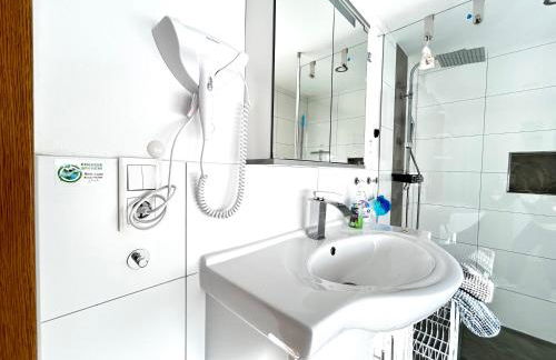 Ferienwohnung Joli- inklusive Parkplatz, Bettwäsche, Handtücher und WLAN - Foto 4