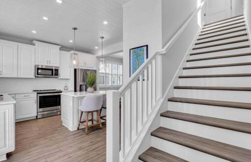 Bayview Pointe - Luxury home with heated pool! Near Anna Maria isle! - Photo 6