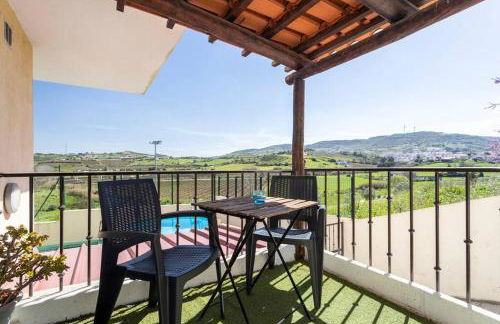 Alojamento - Apartamento ou quarto - Estacionamento à porta - Foto 35