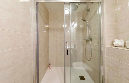 Séjour magique à 10 min de Disneyland- Appartement cosy avec terrasse & parking privé - Foto 13