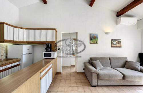 Appartement T2 pour 4 personnes avec terrasse et vue mer proche de la plage du Rayol - Foto 9