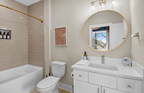 Boho-Chic Home with a Hot Tub, Fire Pit - Foto 42