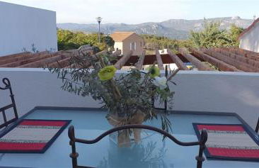 Villa T3 à 10' de Cassis SPA - Jacuzzi - Foto 7