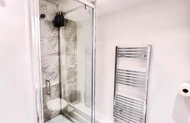 Stylish Spacious 1Bd Apt-kingbed-10min Heaton Park - Foto 16