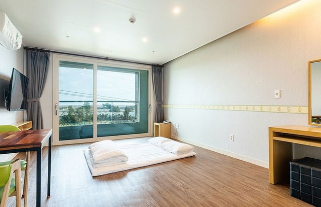 JnB Family Hotel - Photo 30