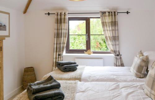 Riverbank Cottage - Foto 12