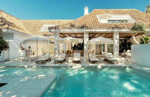 Anfitrión Villas & Suites - Photo 64