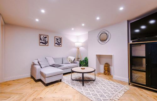 Opulent Oasis Large Luxury home sleeps 10 - Foto 58