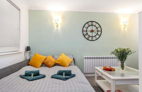 20pct OFF LONG STAYS CONTRACTORS Welcome Chantry close stay - Foto 11