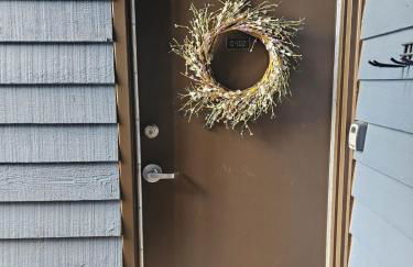 Evergreen Retreat- next to Timberline Lodge - Photo 8