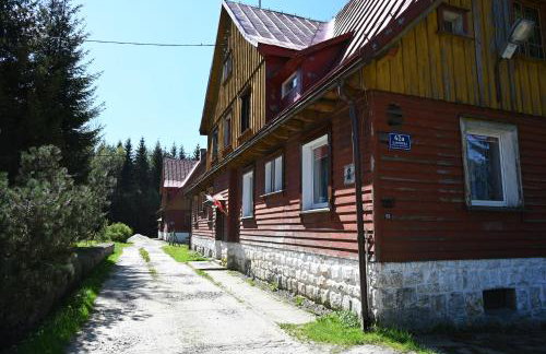 Strażnica Pod Lasem - Foto 5