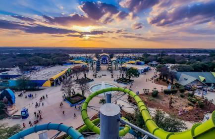 Fyrebird Place - Industrial Loft with Pavilion & Yard - Foto 53