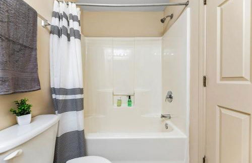 Spacious Downtown Loft Bunkbeds 2 TVs Gym - Foto 24