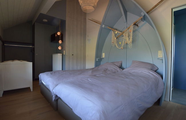 Chic Retreat Near Lake & Fens - Photo 5