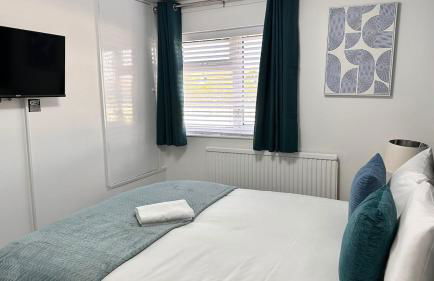 The Avenue - Photo 9