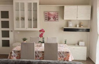 Cozy and sunny penthouse Fira BCN - Photo 14