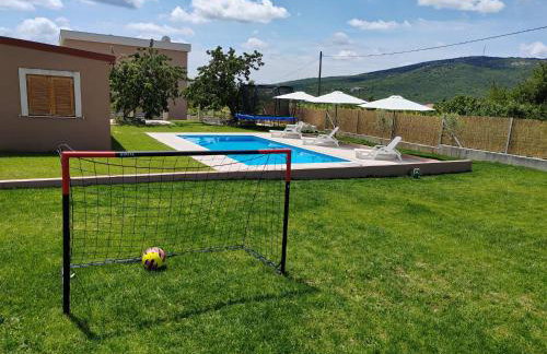 Villa Hirundinidae - Photo 40