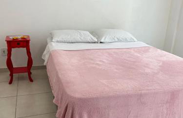 Apê térreo com churrasqueira e área externa e garagem exclusiva até 4 hóspedes 5 min praia Abricó e 7 min do Centro - Foto 14