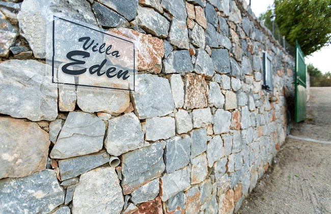 Gorgeous Villa With Pool & Gardens - Foto 32