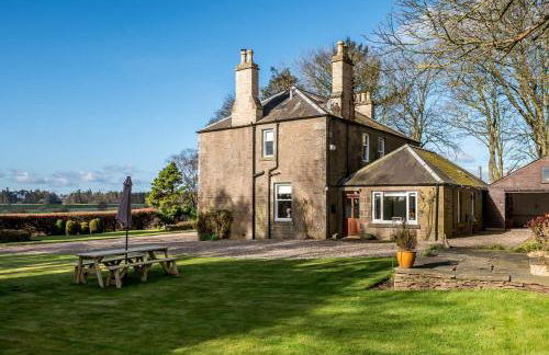 The Farmhouse - Countryside Escape with Hot Tub - Foto 7