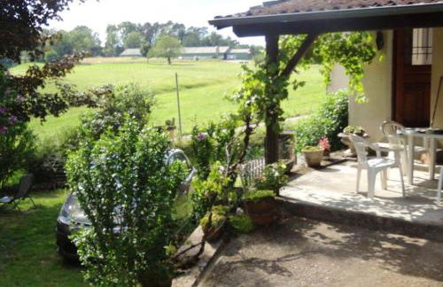 Maison de charme à Teyssieu avec cheminée et jardin. - Foto 1