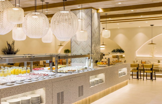 Hotel ILUNION Menorca - Photo 39