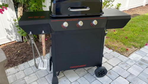 Dog Friendly Loft STEPS from Beach with Gas Barbecue Grill and Upstairs Deck! - Foto 3