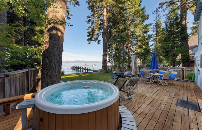 Lakefront Haven by Avantstay Minutes to Ski Resorts Private Dock - Photo 33