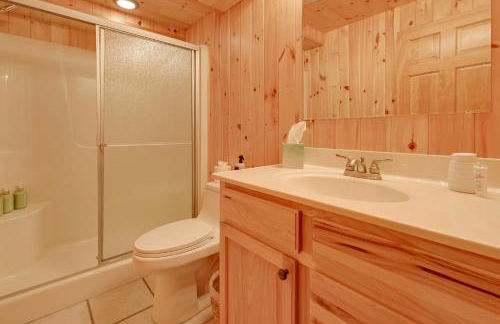 Cozy Arkdale Wood Cabin Near Petenwell Lake! - Foto 23