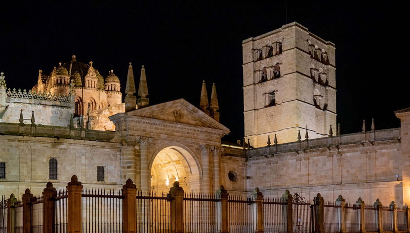 Tour nocturno por Zamora