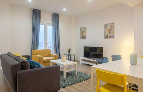 Bright, Brand new & Very Comfortable Apartment - Photo 1