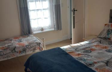 Saracens Head above the pub near Chaple st Leonards - Foto 28