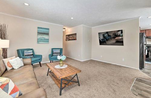 Family Home in Rapid City about 4 Mi to Torch Lake! - Foto 1