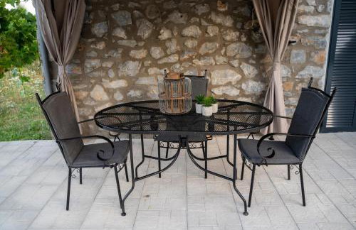 Triantos Guesthome Studio - Photo 23