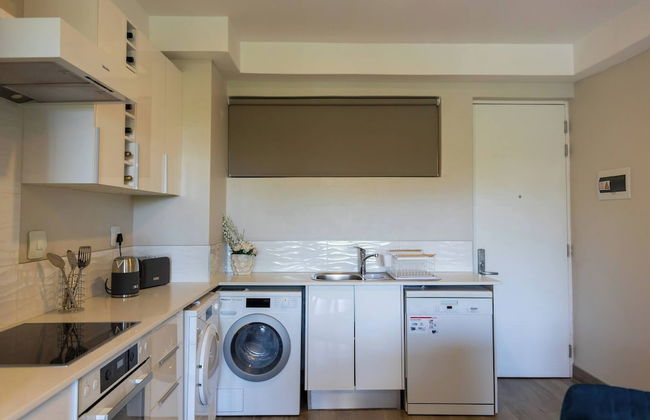 Stylish & Elegant With Epic Views Near Menlyn - Foto 10