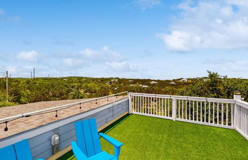 Lovely home on 2+ acres with views, firepit & outdoor kitchen - wedding perfect - Photo 25