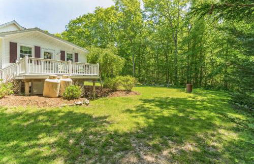 Cozy Bungalow Just Minutes from Mystic, Westerly Beaches, Boating and Casinos! bungalow - Foto 15