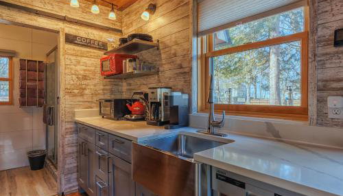 Hear the waves of Lake MI from Hot Tub - Dog Friendly - Foto 2