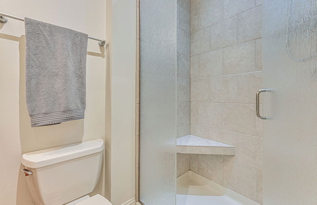 Heart of Dtwn Omaha: Historical Apt w/ Perks - Foto 17