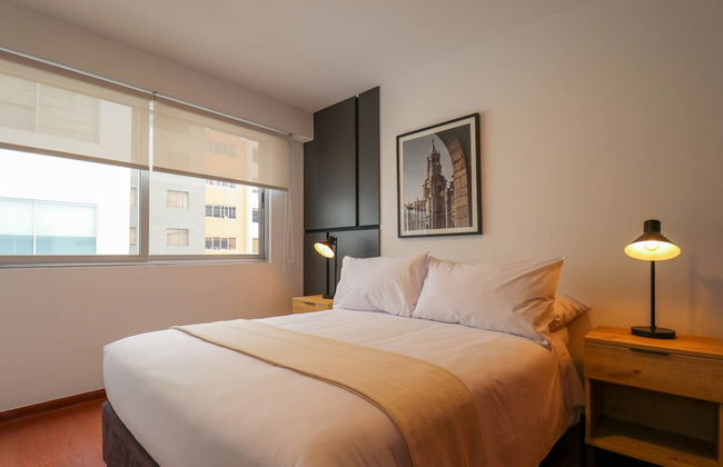 w Elegant 2BR w Fantastic View in Miraflores - Photo 17