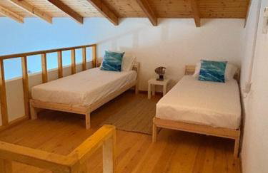 Villa Zola with Views - Photo 21